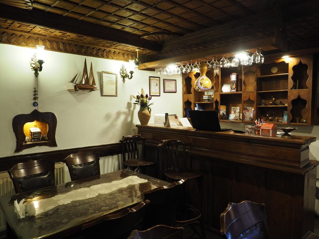 图尔古特雷斯考纳科酒店 萨夫兰博卢 外观 照片